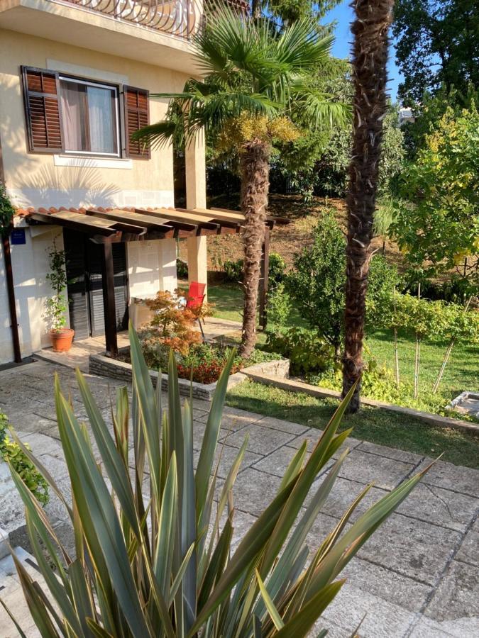 Tominovic Apartment